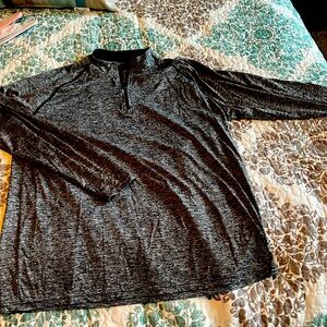 Long sleeve loose under armour pullover